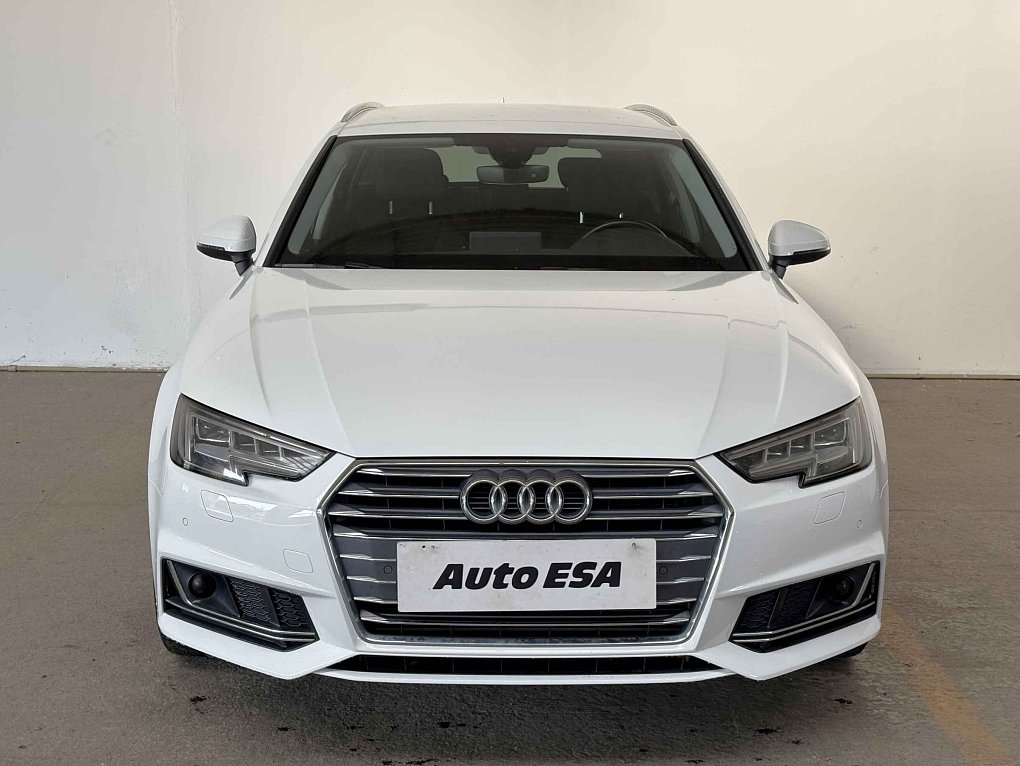 Audi A4 3.0 TDi S-line