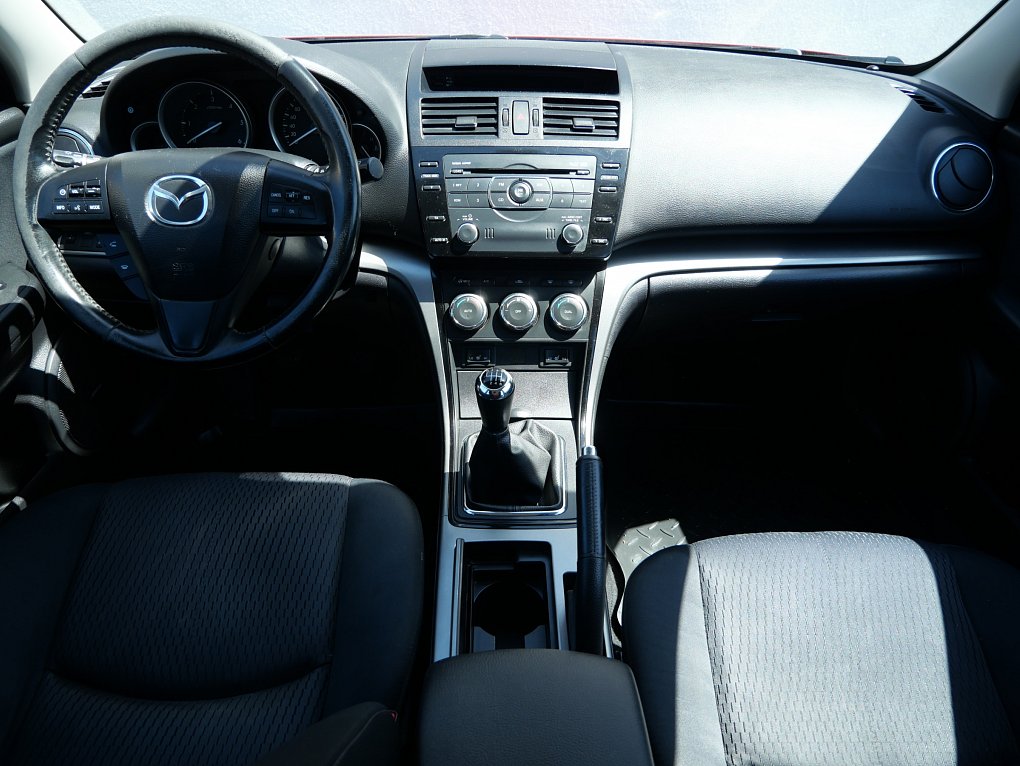 Mazda 6 2.2 D 