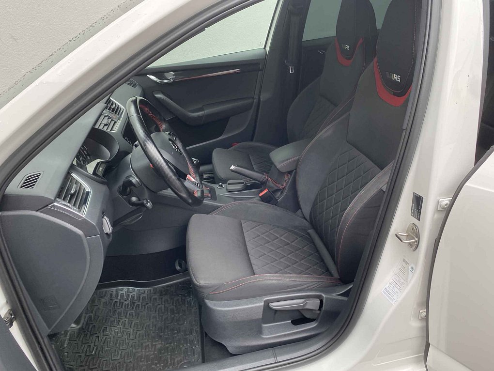 Škoda Octavia III 2.0 TDI RS