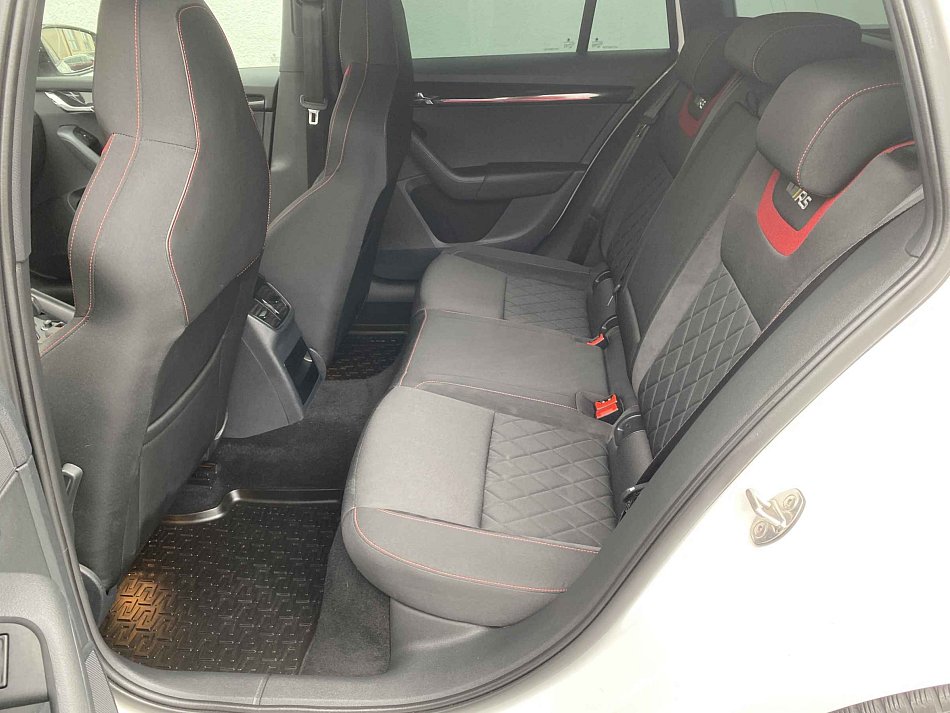 Škoda Octavia III 2.0 TDI RS