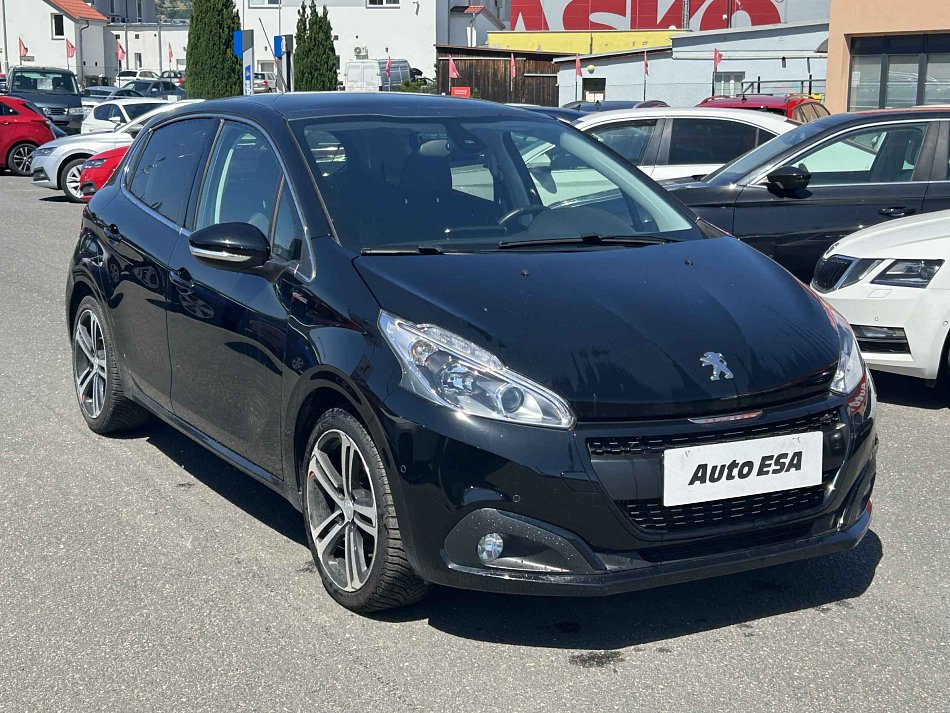 Peugeot 208 1.2PT GT Line