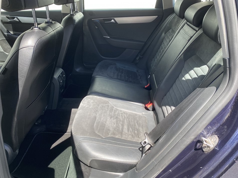 Volkswagen Passat 2.0 TDi Highline 4x4