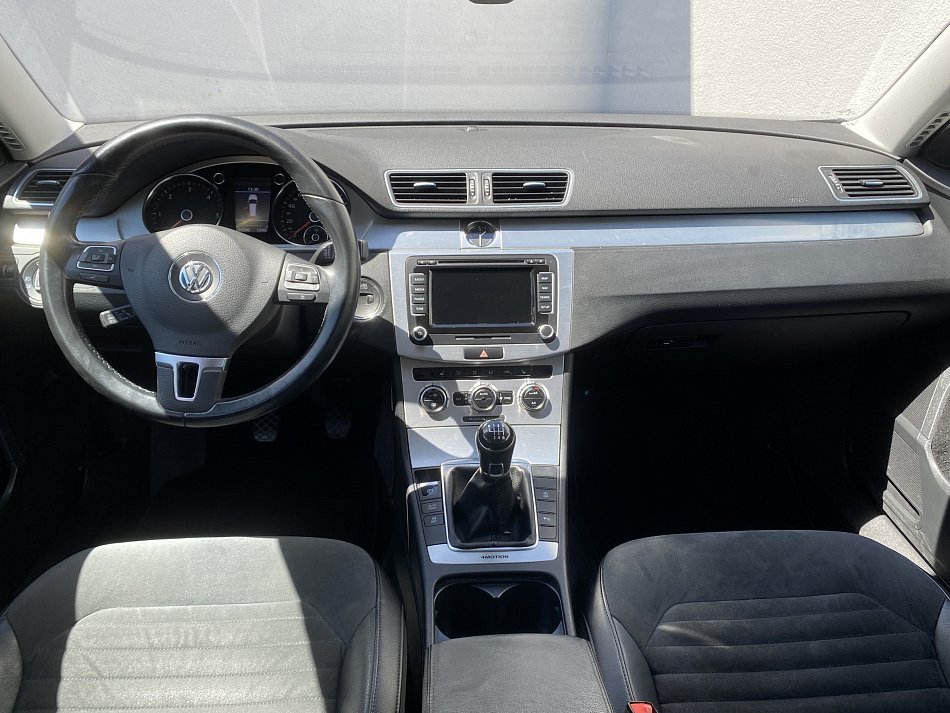 Volkswagen Passat 2.0 TDi Highline 4x4