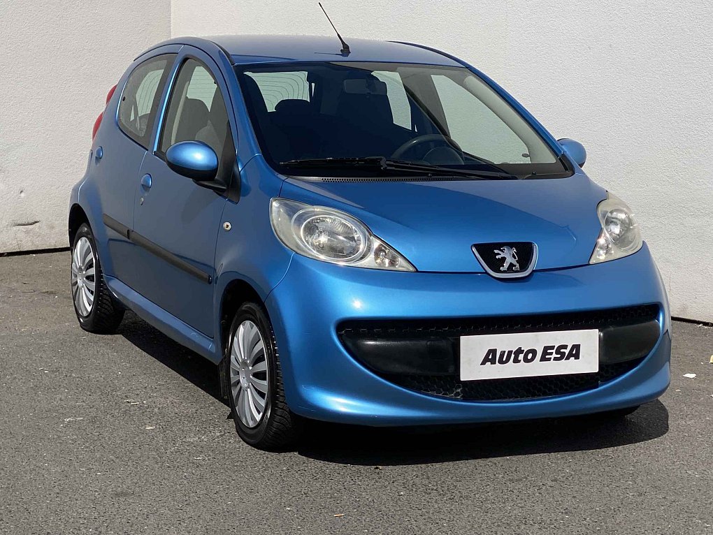 Peugeot 107 1.0i 