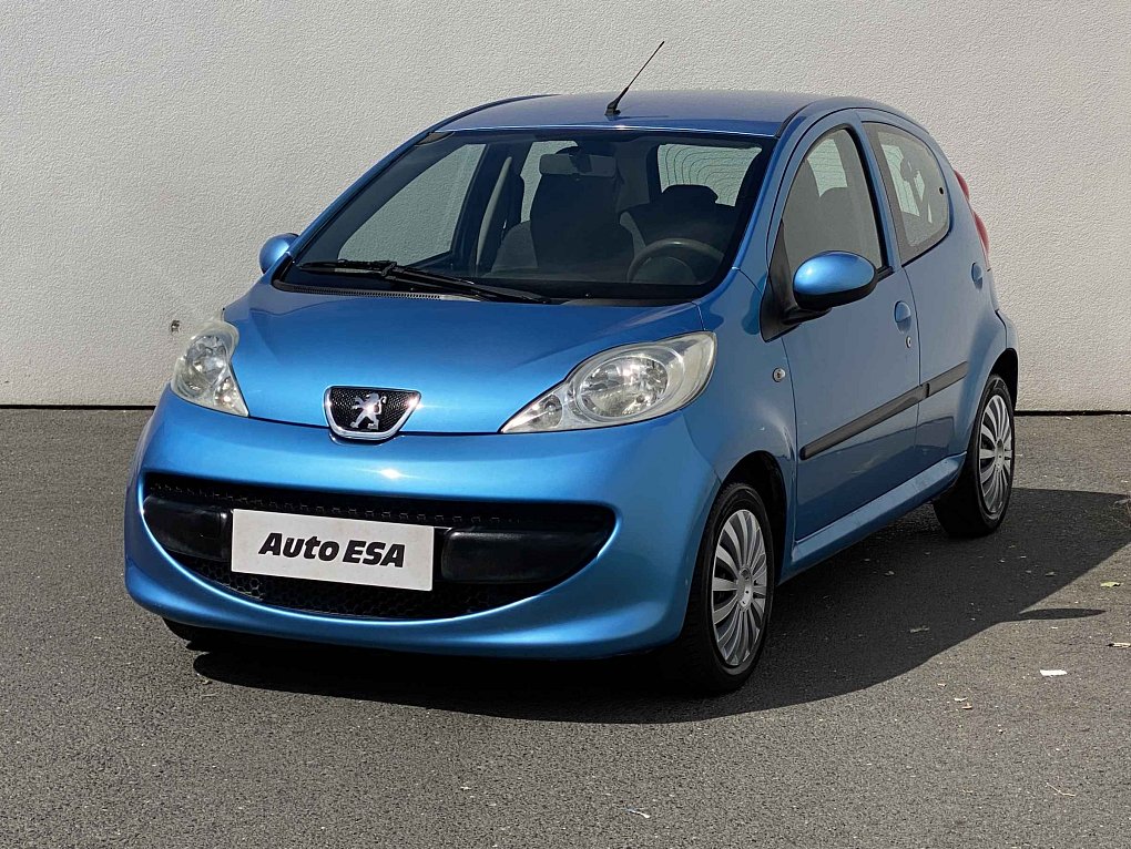 Peugeot 107 1.0i 