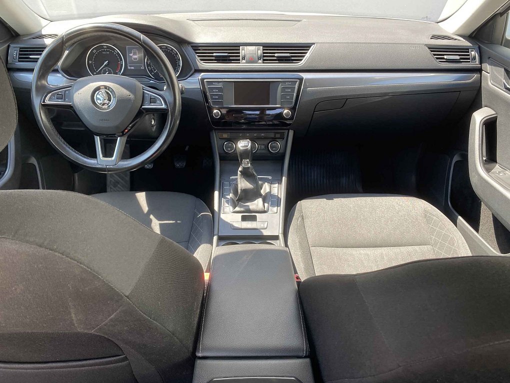Škoda Superb III 2.0 TDi Active