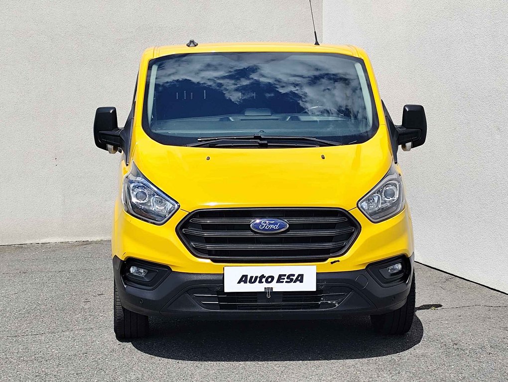 Ford Transit Custom 2.0TDCi  L2H1 5míst
