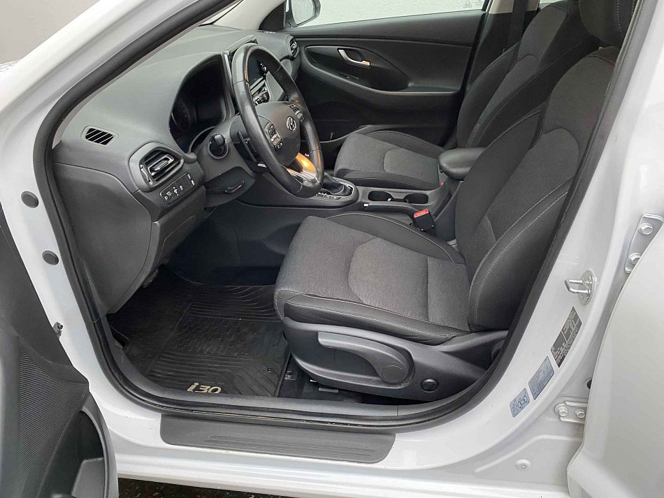 Hyundai I30 1.5T-GDi 