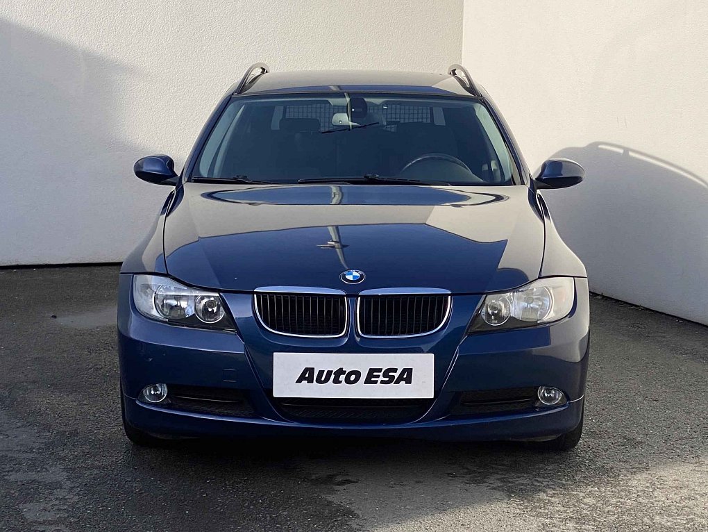BMW Řada 3 2.0i  318i