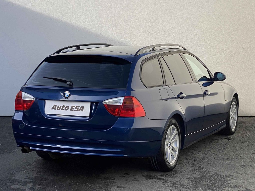 BMW Řada 3 2.0i  318i