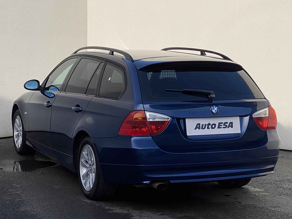 BMW Řada 3 2.0i  318i