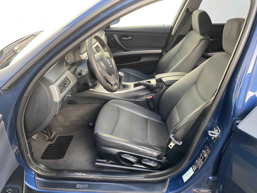 BMW Řada 3 2.0i  318i