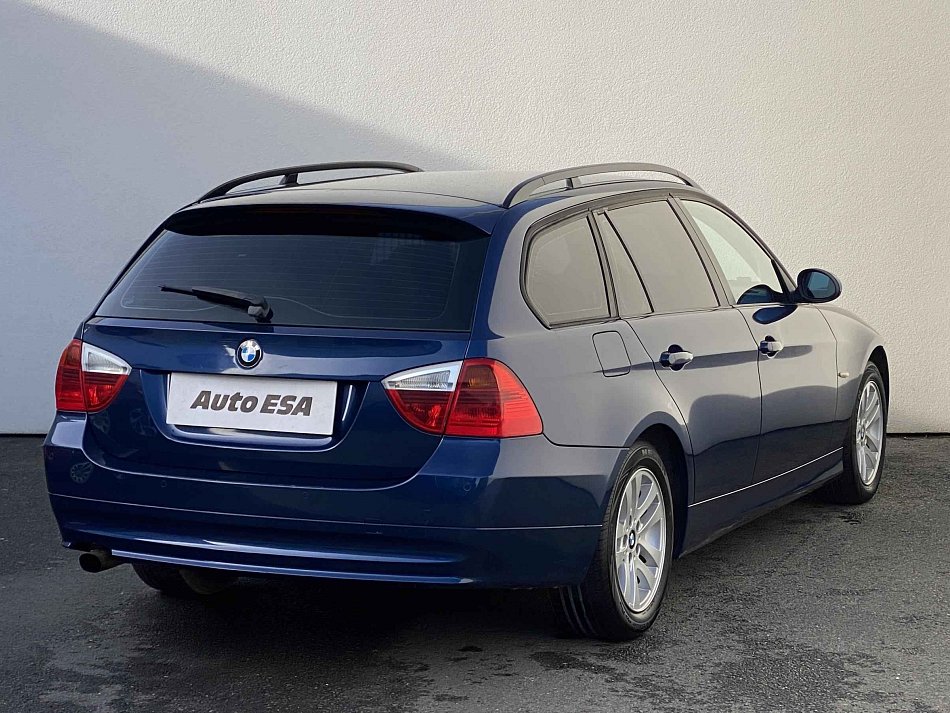 BMW Řada 3 2.0i  318i
