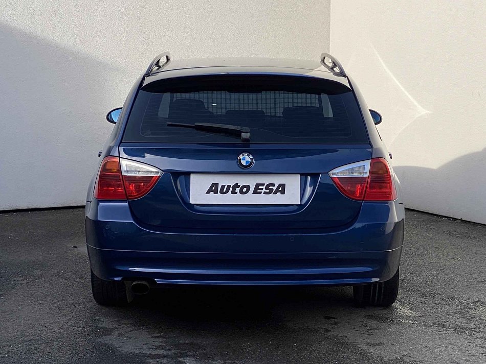BMW Řada 3 2.0i  318i