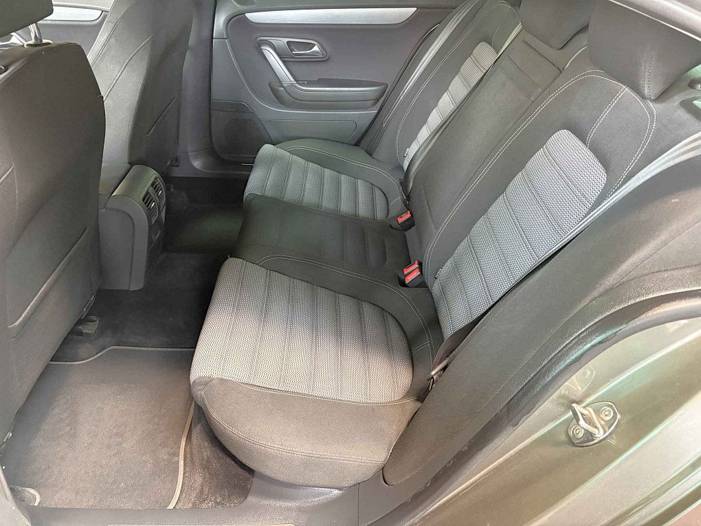 Volkswagen CC 2.0 TDi Sport