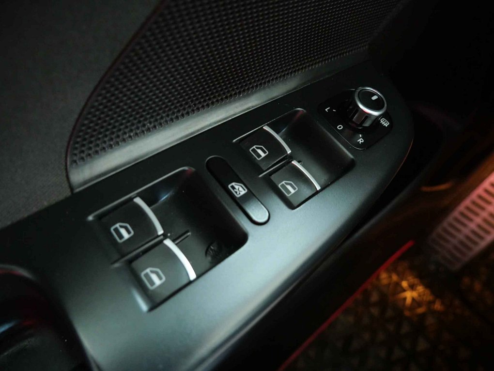 Volkswagen Golf 2.0TDi 