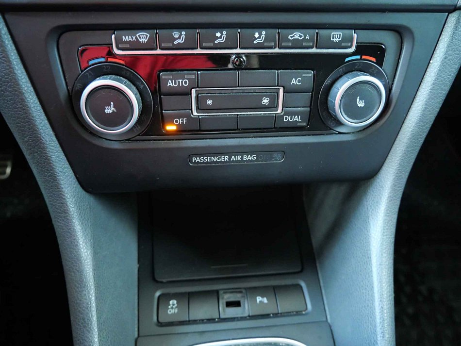 Volkswagen Golf 2.0TDi 
