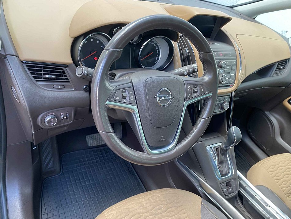 Opel Zafira 1.4T 