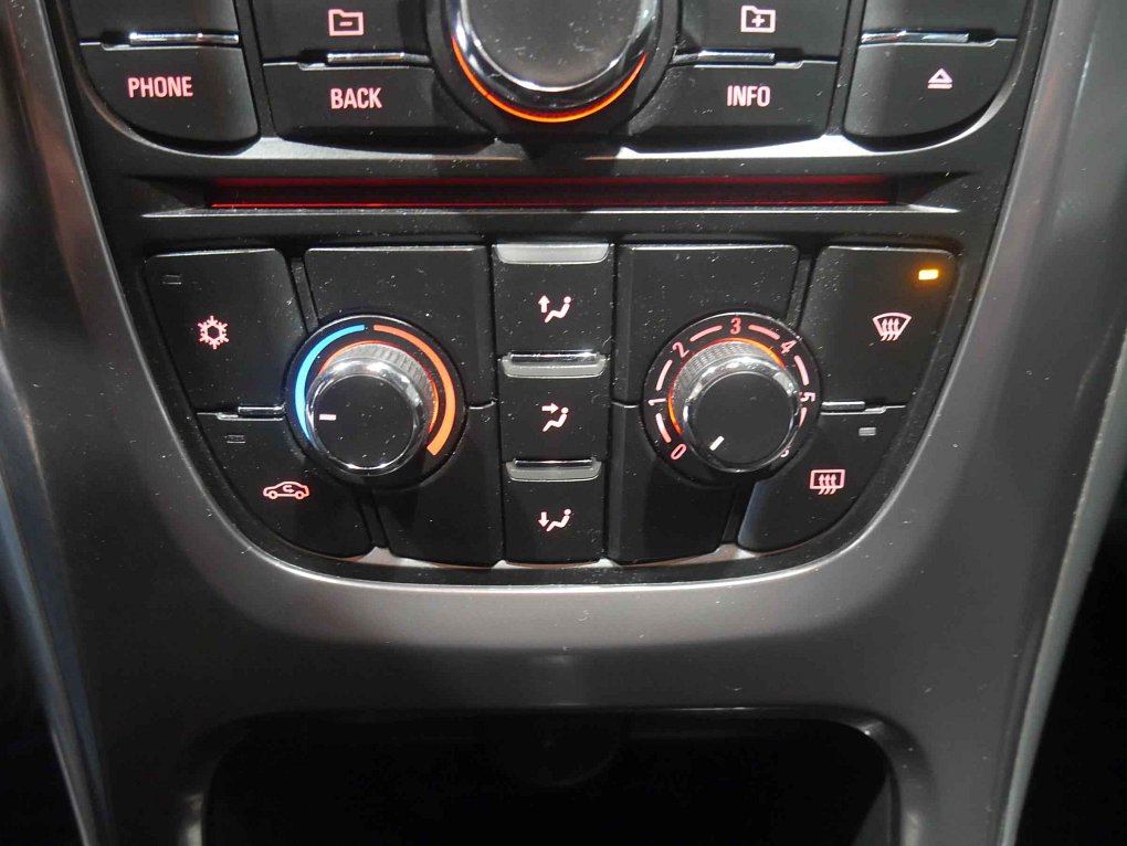 Opel Astra 1.4T 