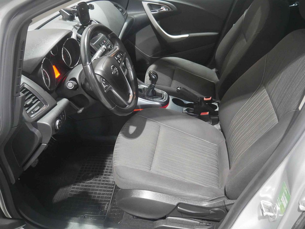 Opel Astra 1.4T 
