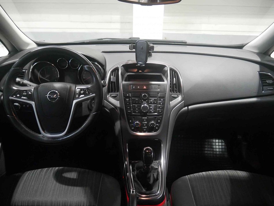 Opel Astra 1.4T 