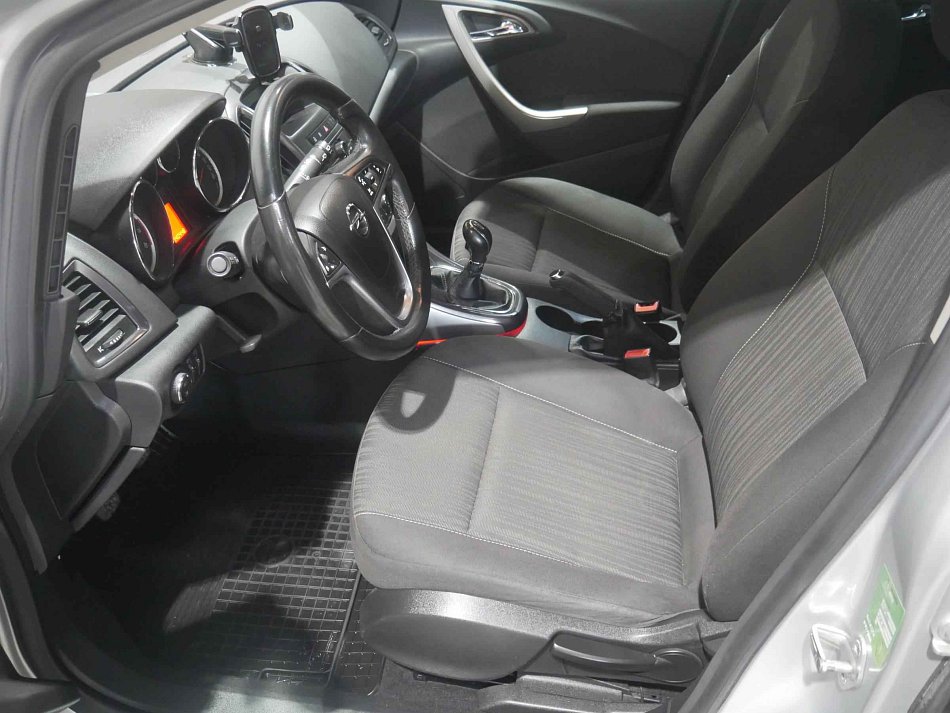Opel Astra 1.4T 