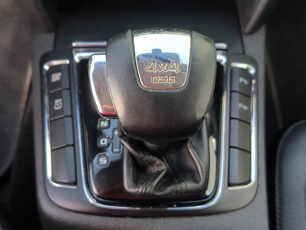 Škoda Superb II 3.6 FSi Elegance 4x4