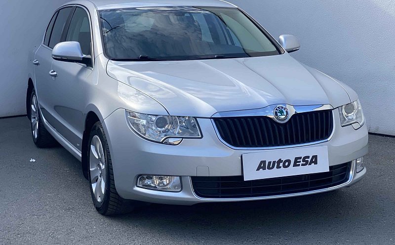 Škoda Superb II 2.0 TDi Ambition