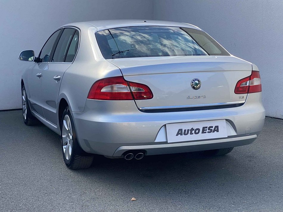Škoda Superb II 2.0 TDi Ambition