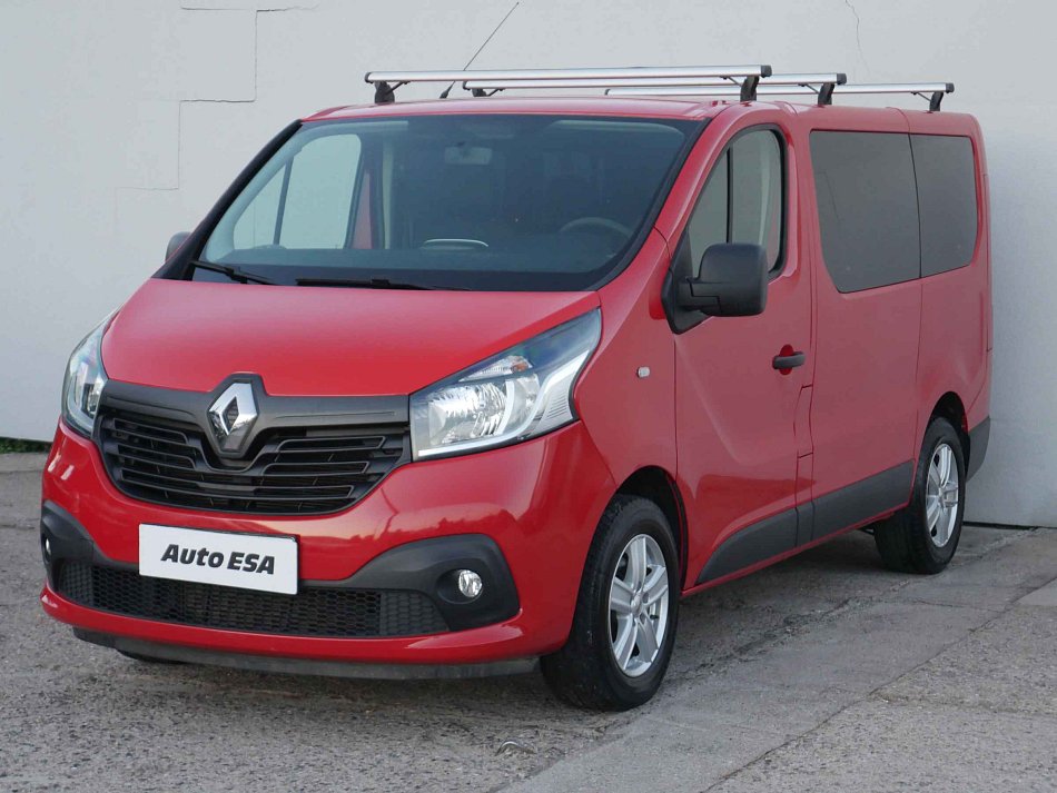 Renault Trafic 1.6dCi  8míst