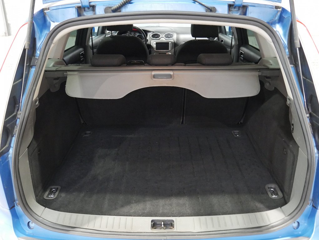 Ford Focus 2.0i 