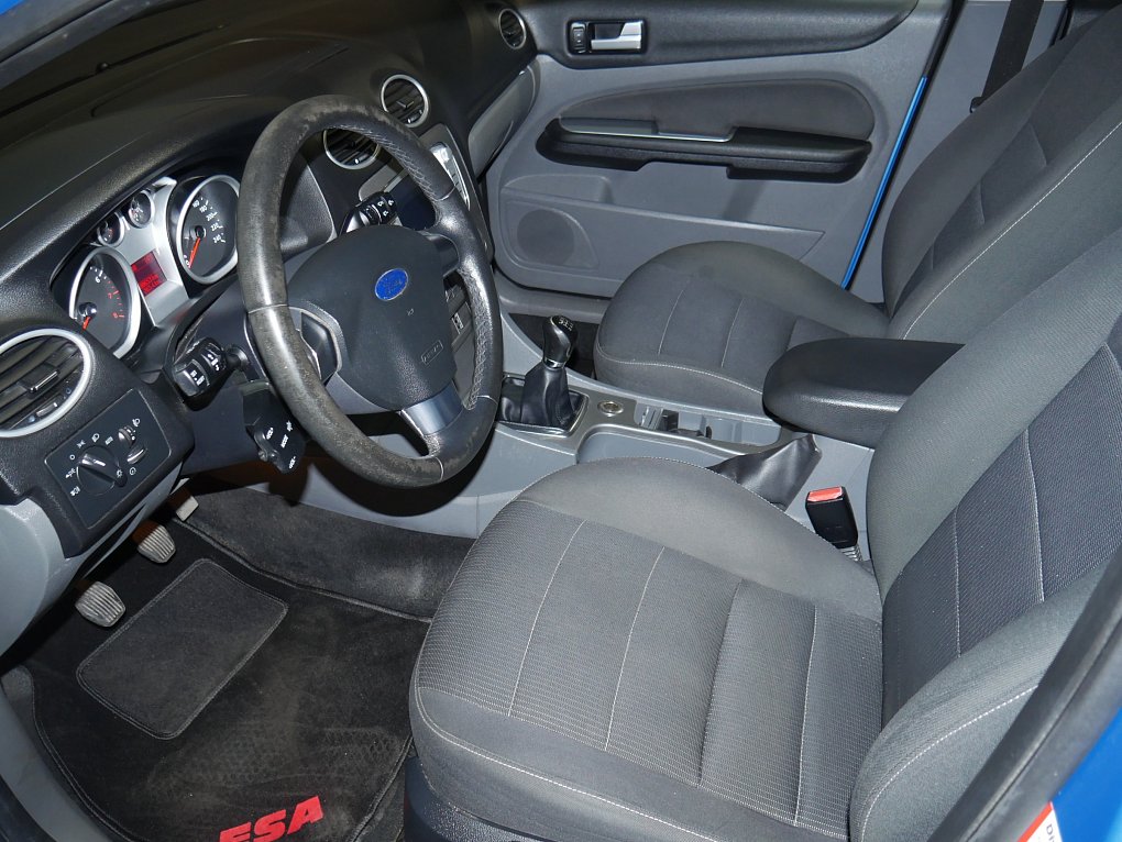 Ford Focus 2.0i 