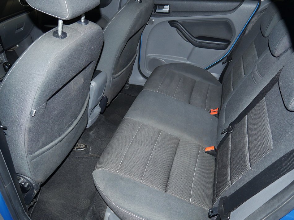Ford Focus 2.0i 