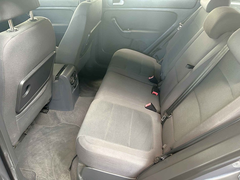 Volkswagen Golf Plus 1.6FSi 