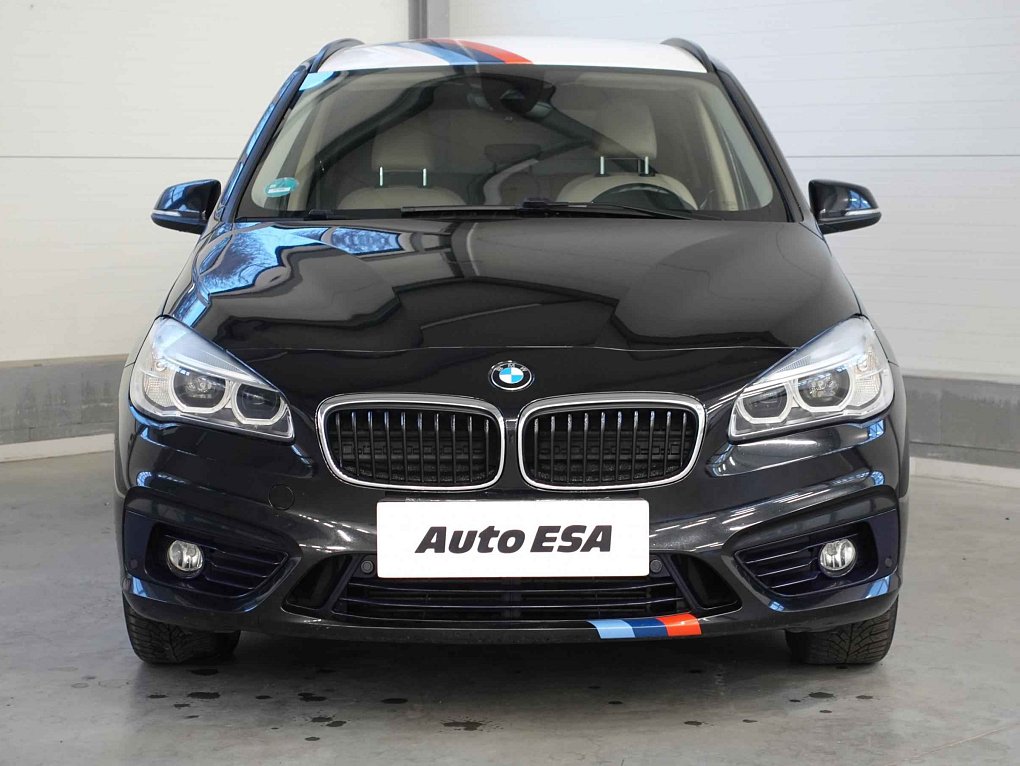 BMW Řada 2 2.0d  220d xDrive