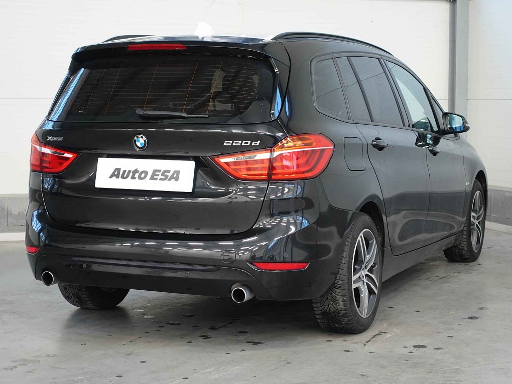 BMW Řada 2 2.0d  220d xDrive