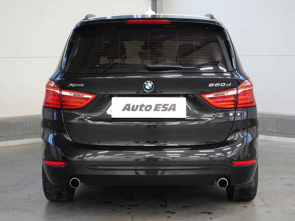BMW Řada 2 2.0d  220d xDrive