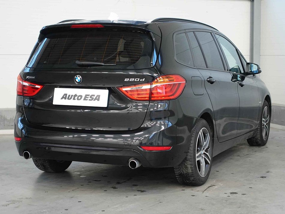 BMW Řada 2 2.0d  220d xDrive
