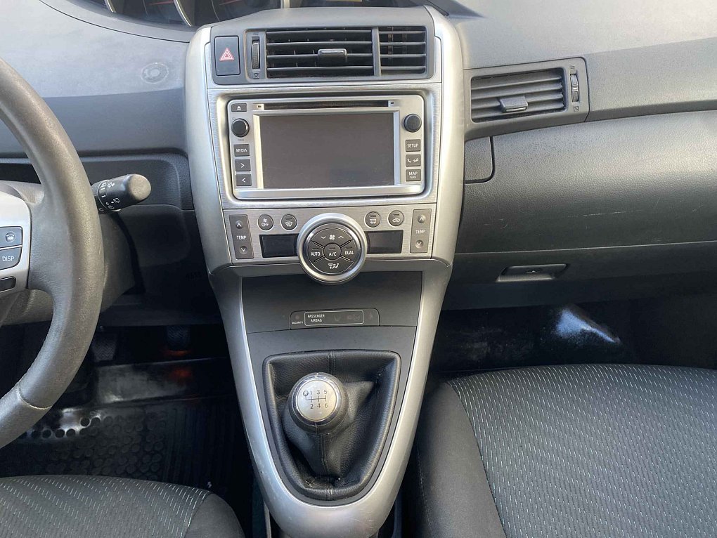 Toyota Verso 2.0 D-4D 