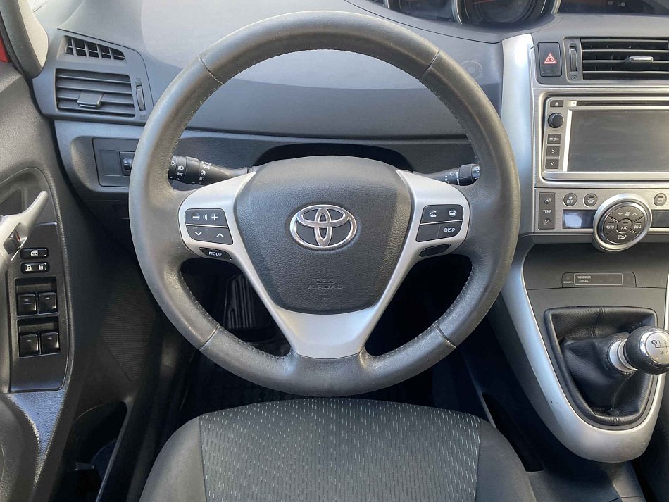 Toyota Verso 2.0 D-4D 