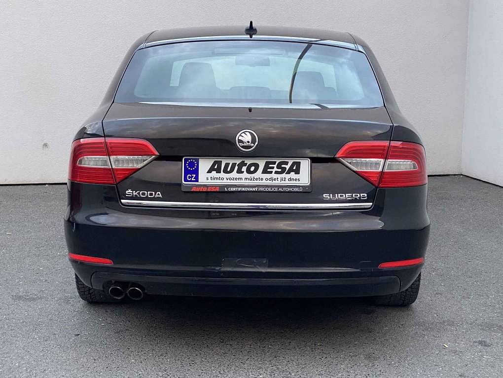 Škoda Superb II 2.0 TDi Elegance