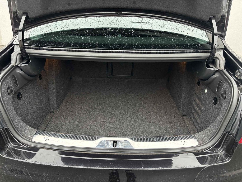 Škoda Superb II 2.0 TDi Elegance