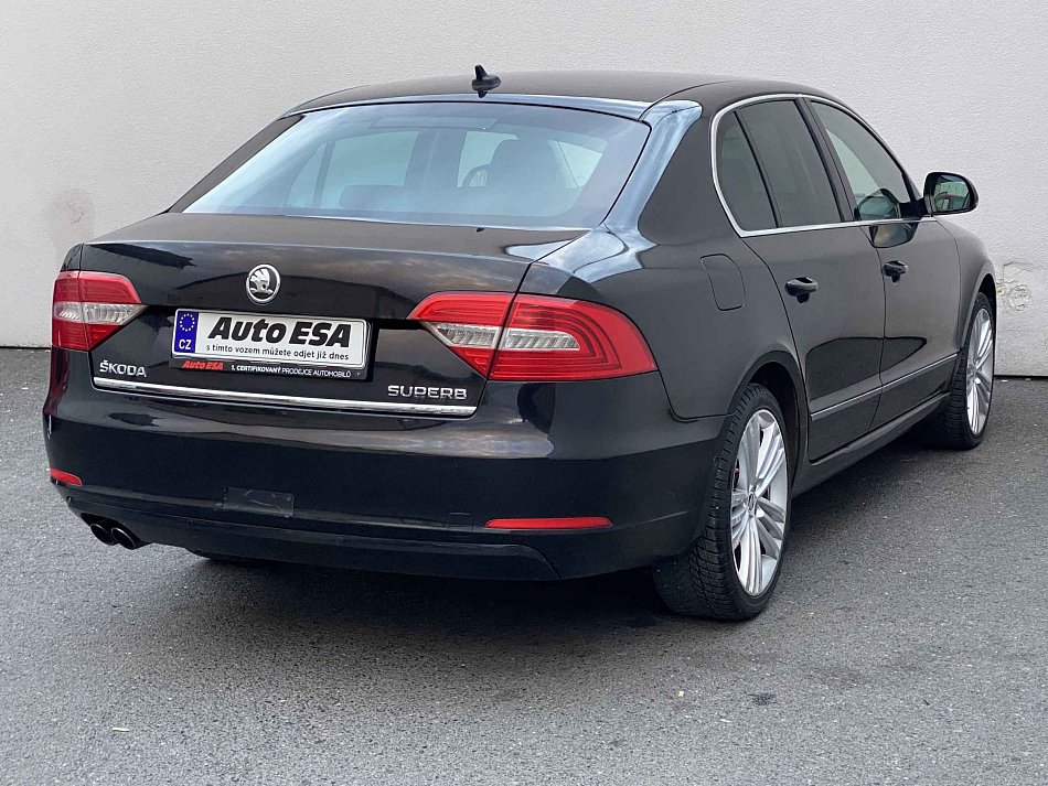 Škoda Superb II 2.0 TDi Elegance