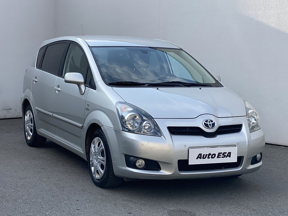 Toyota Corolla Verso 2.2 D-4D 