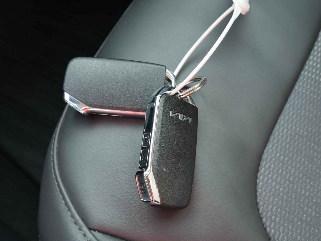 Kia Niro 1.6 GDi HEV 