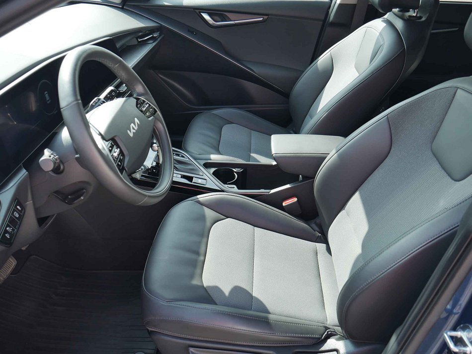 Kia Niro 1.6 GDi HEV 
