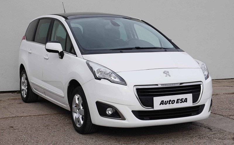 Peugeot 5008 1.2PT 