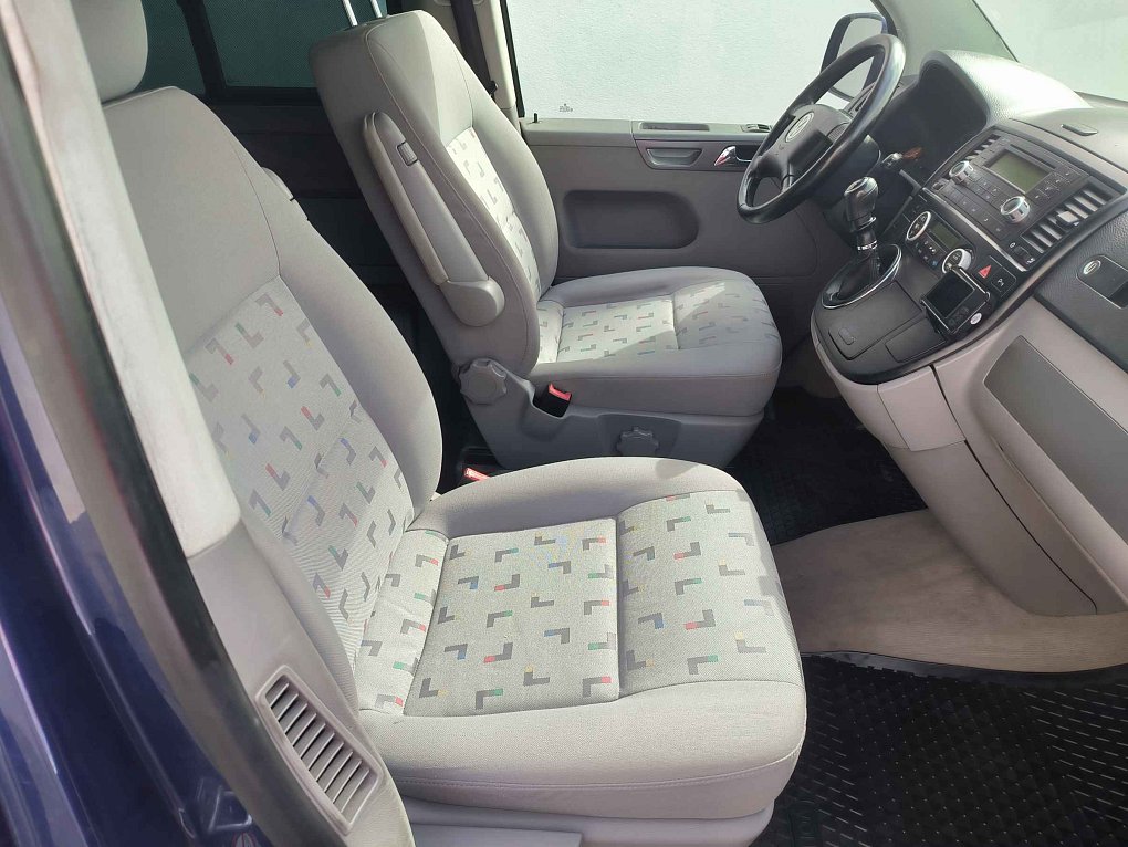 Volkswagen Multivan 2.5 TDi 