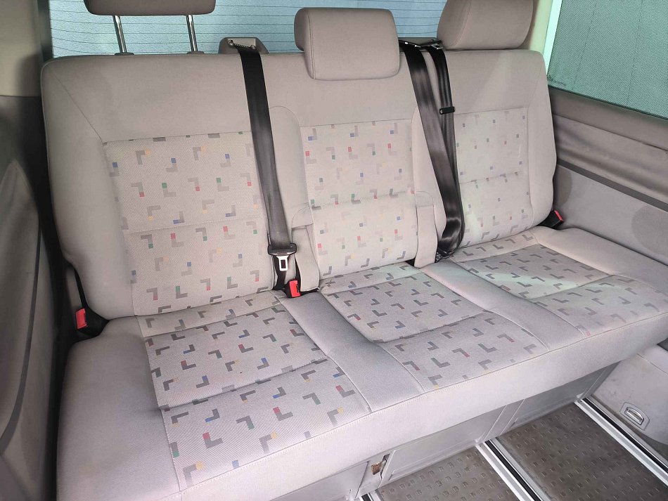 Volkswagen Multivan 2.5 TDi 