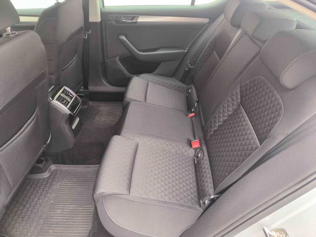 Škoda Superb III 2.0 TDi Ambition